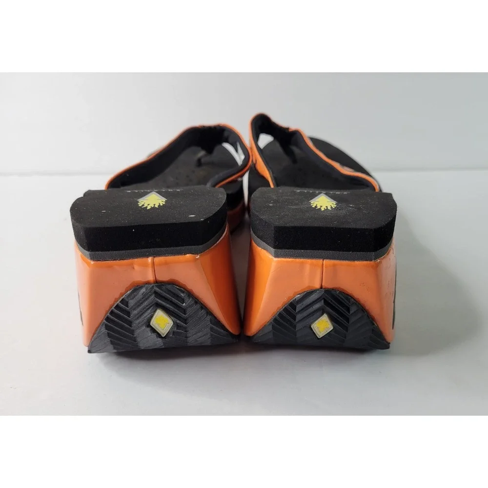 Volatile Oklahoma Platform Flip Flops Orange Black Wedge Sandals Womens 10